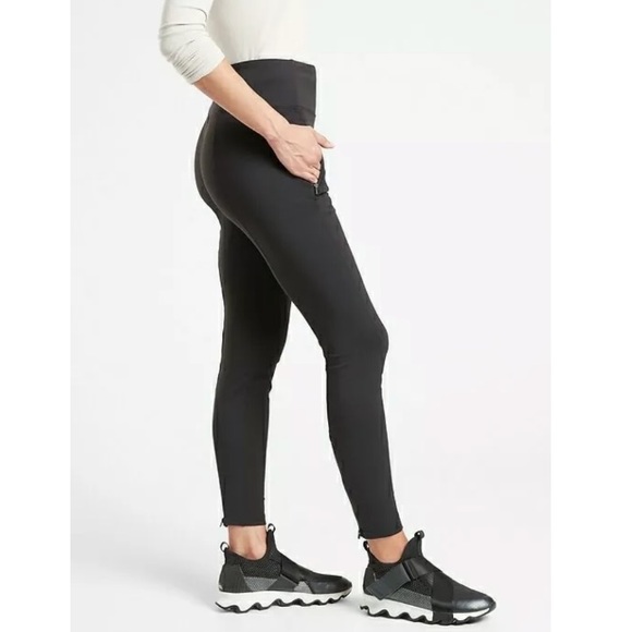 Athleta Headlands Hybrid Tight - Picture 3 of 10
